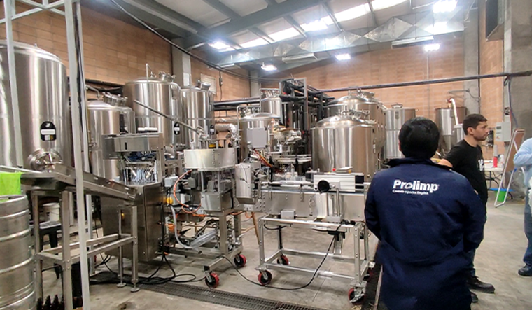 Proceso de limpieza CIP en cervecera, 40% de ahorro en consumo