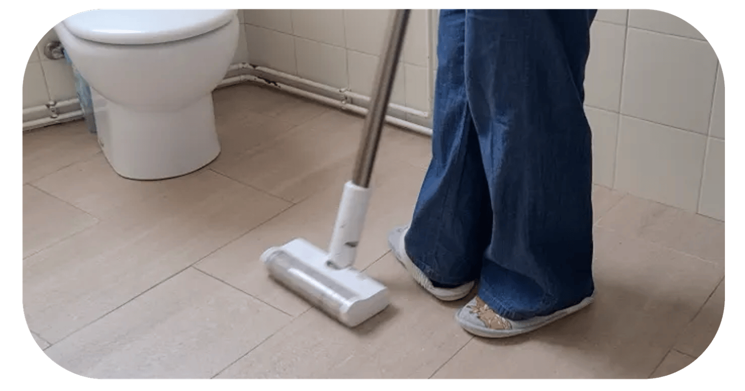 barrer bañpo limpieza