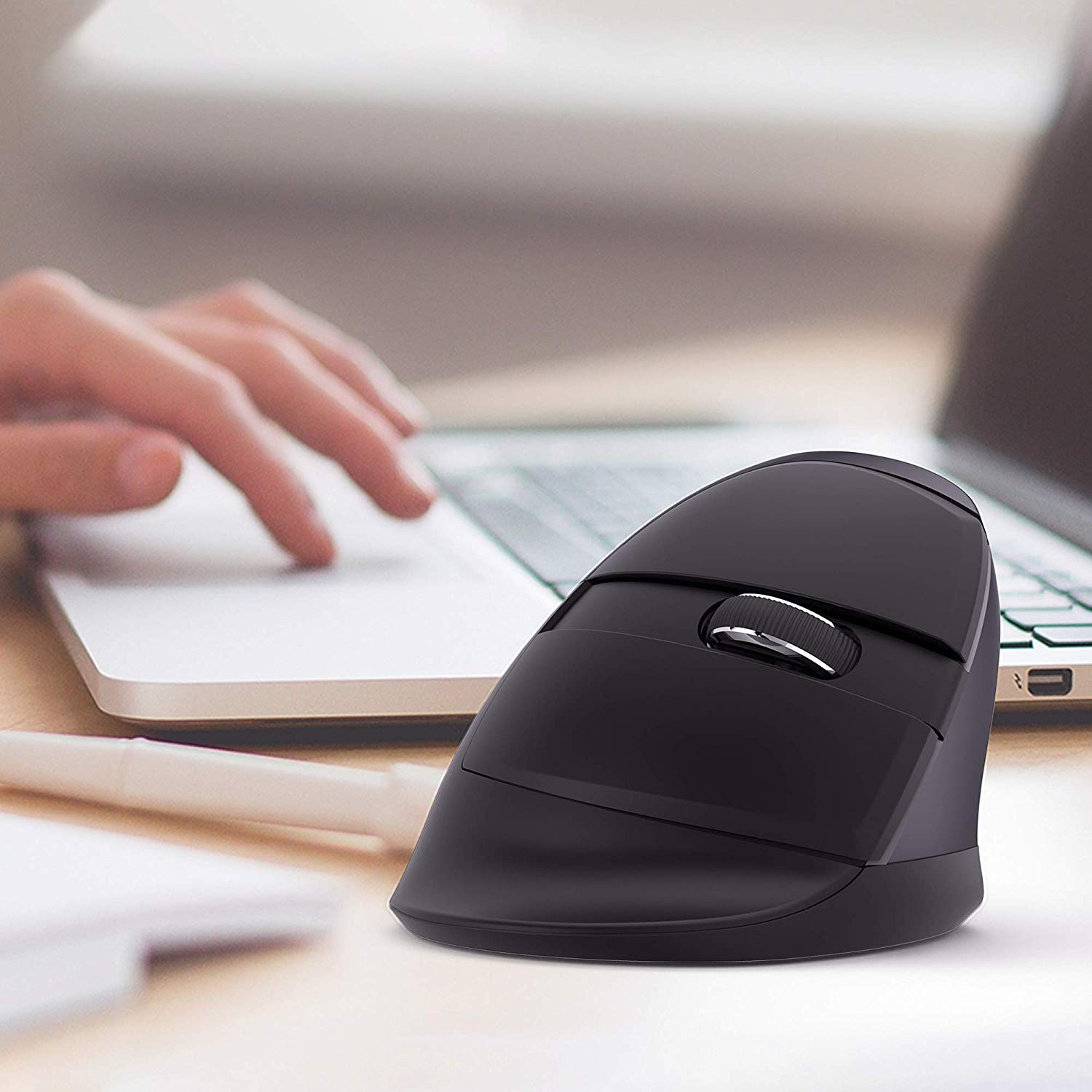 Vertical Wireless Ergonomic Mouse – 3 Adjustable DPI Settings, Compact Design, Reduces Wrist Strain, Ideal for Small Hands (Black)