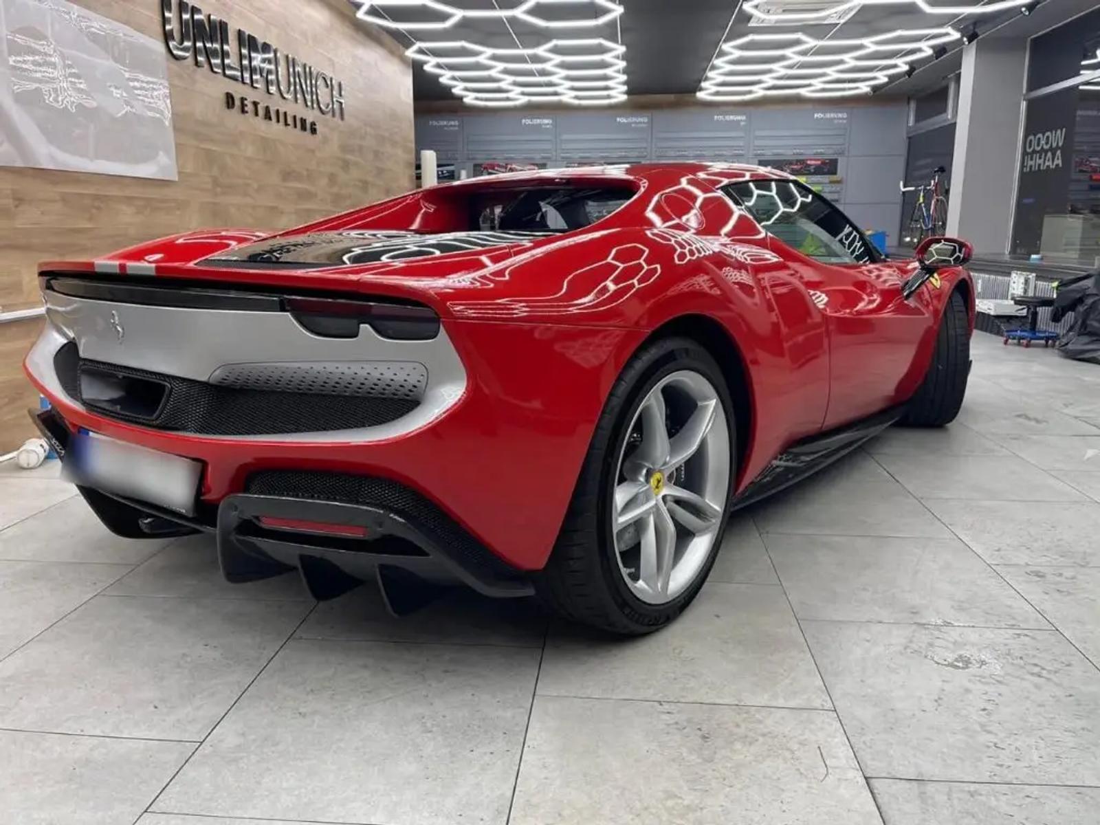 Ferrari 296 GTB – 4