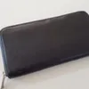 キャッシュレス社会なので財布を変えてみた。