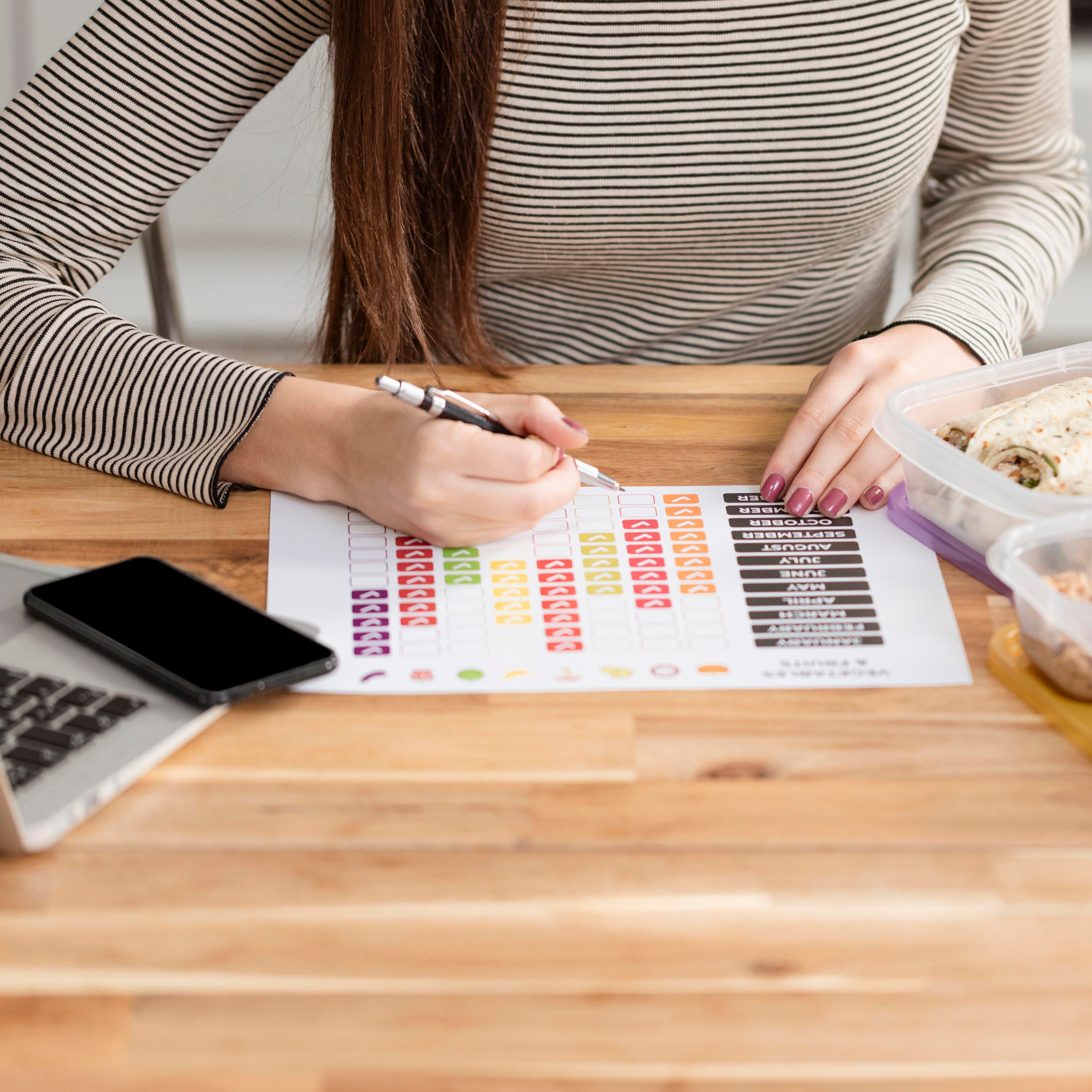 ¿CÓMO CREAR UN PRESUPUESTO MENSUAL REALISTA EN COLOMBIA PASO A PASO?