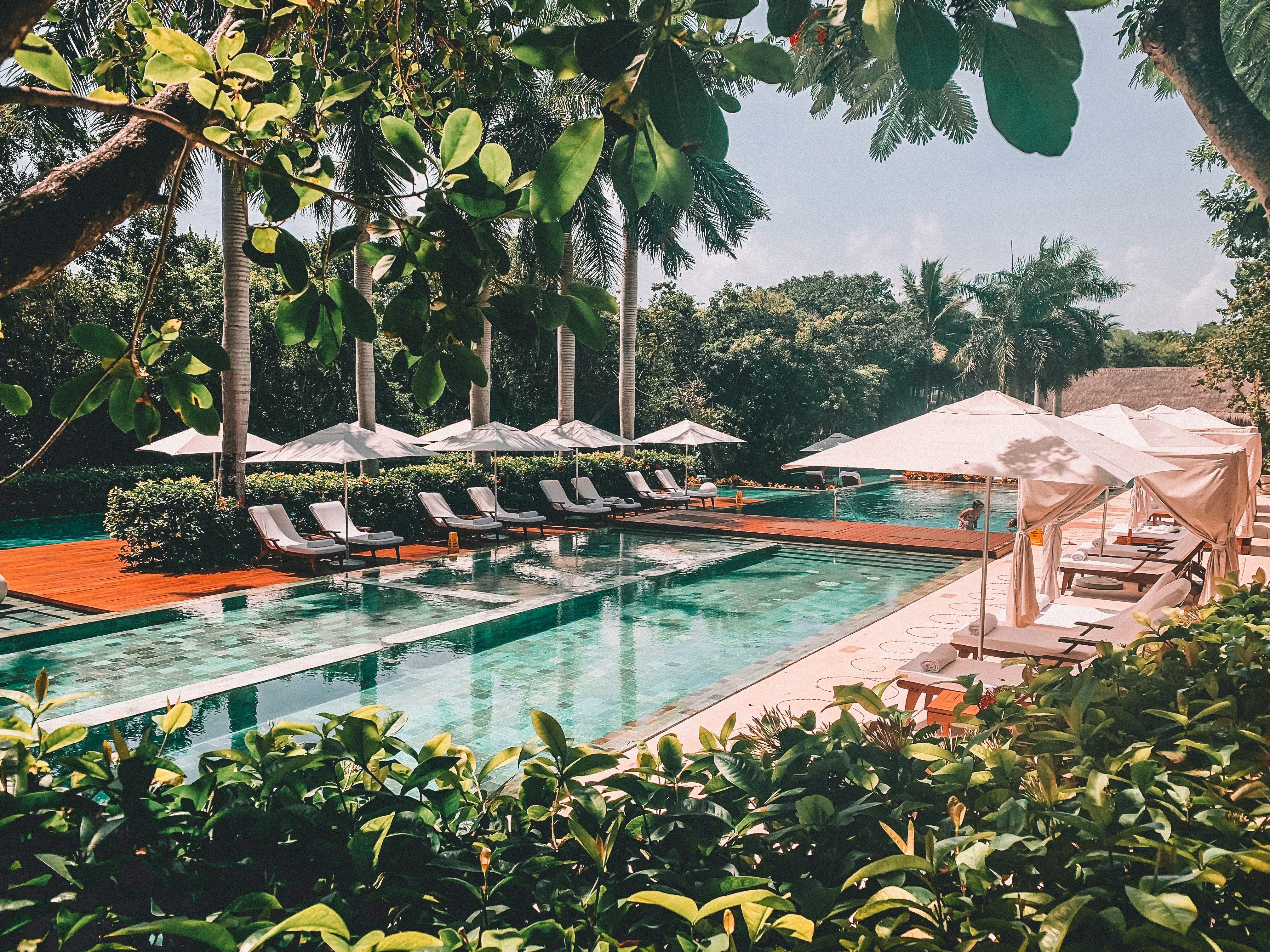 Pool oasis