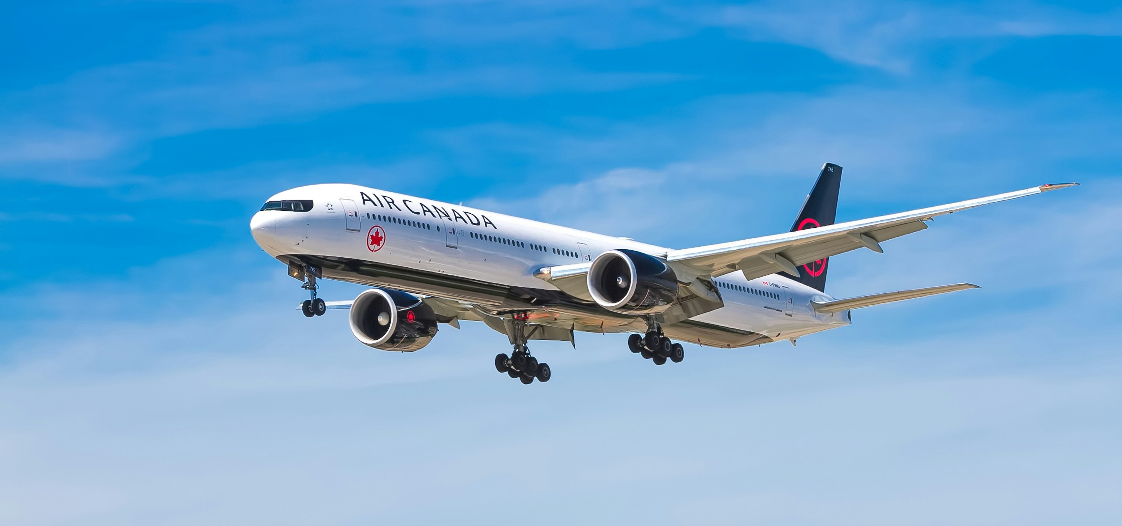 Air Canada Livery on the Boeing 777 as it lands
