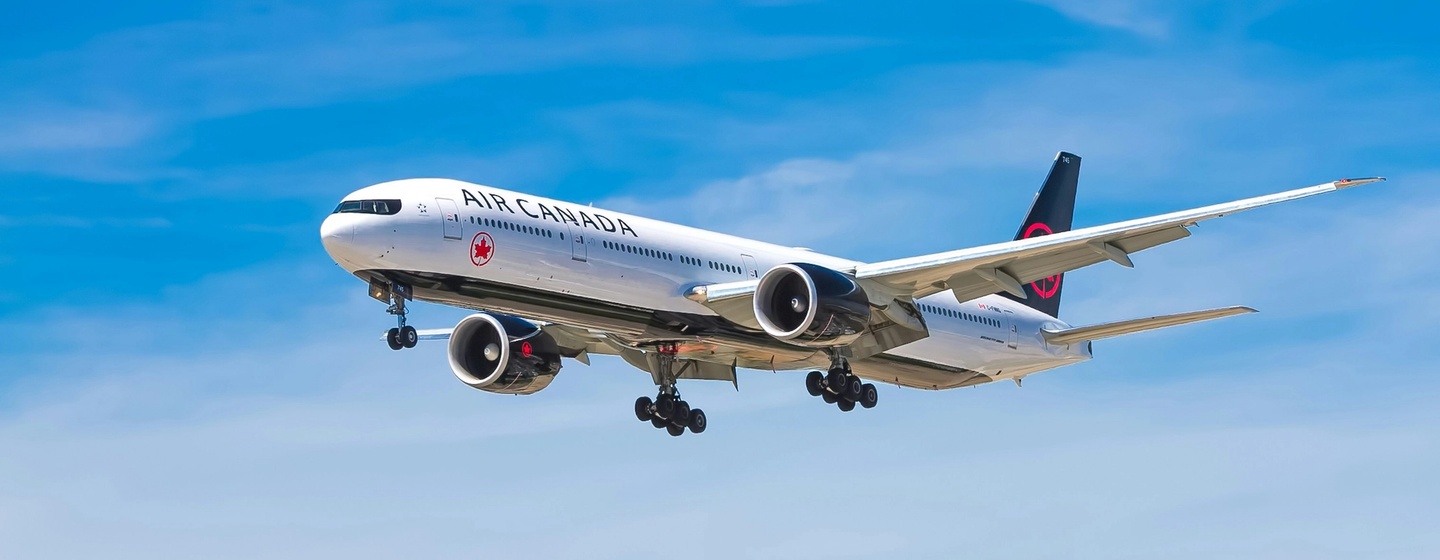 Air Canada Livery on the Boeing 777 as it lands