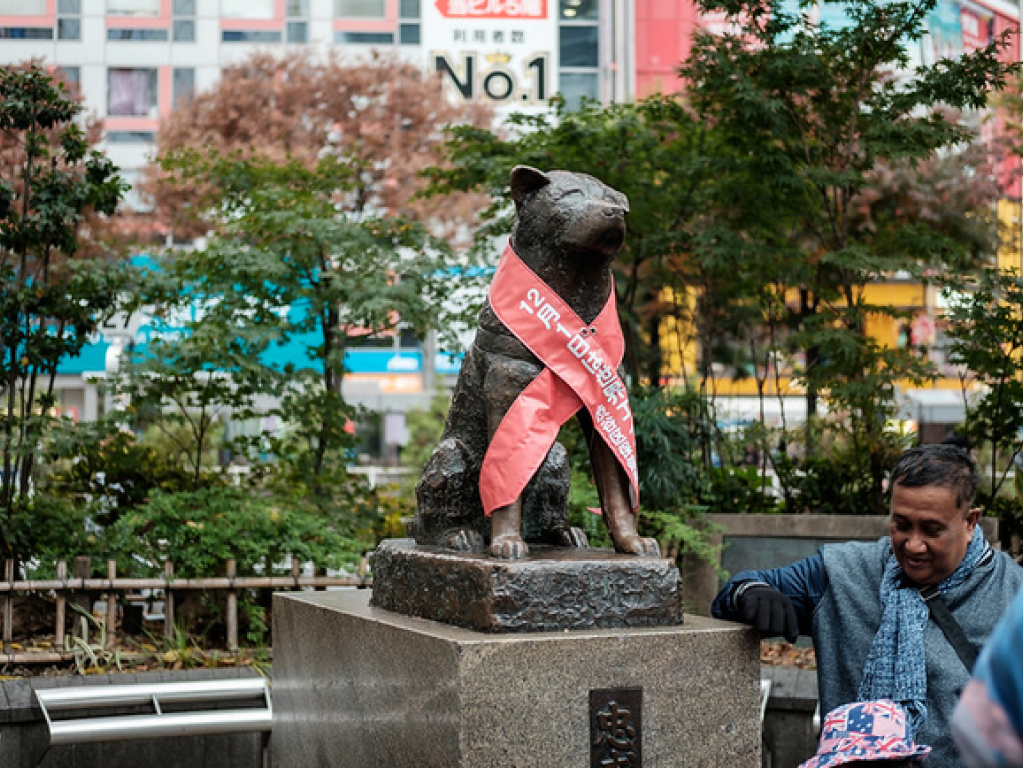 Hachiko Memorial Statue