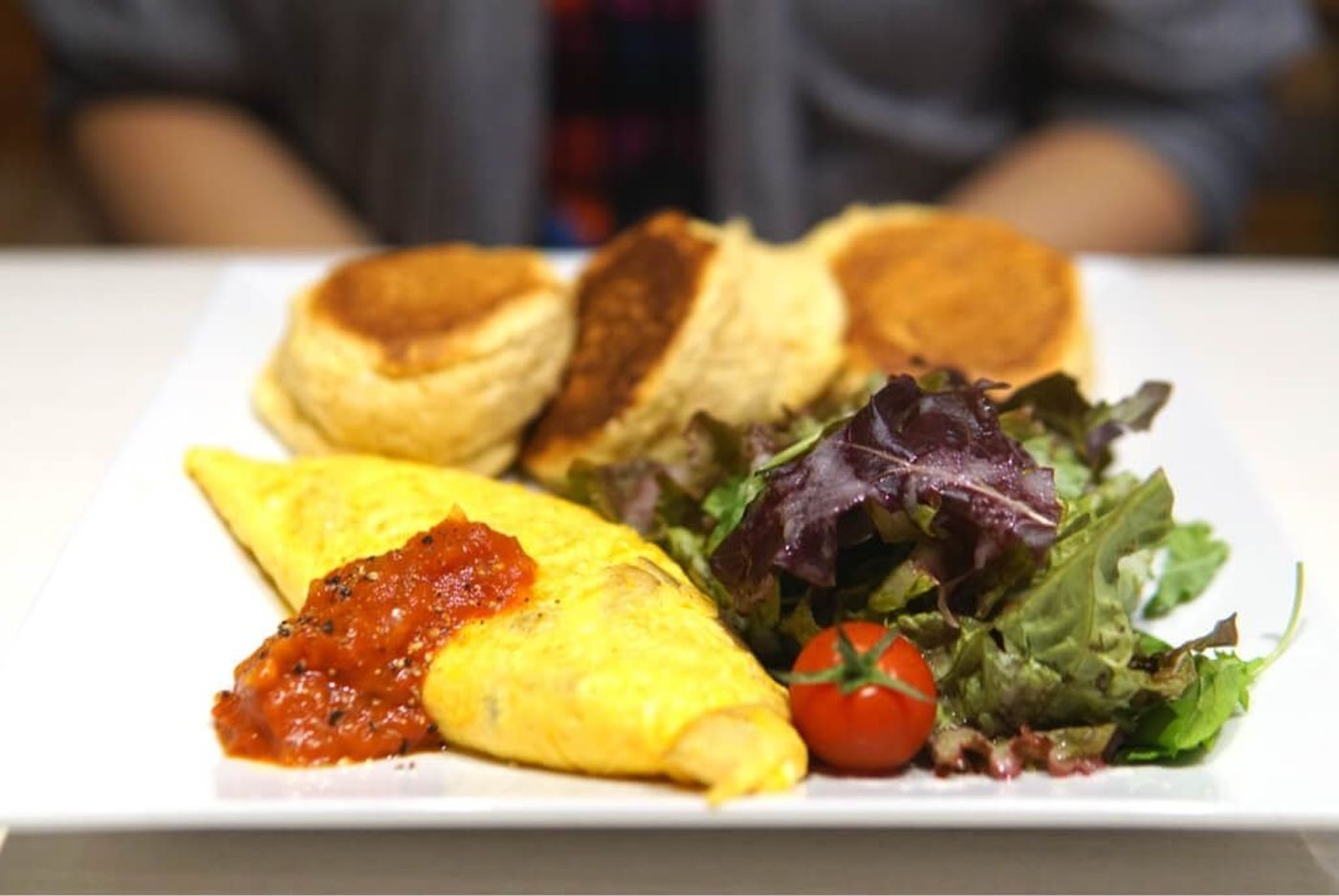 Pancakes and Mushroom Cheese Omelette (1080 yen)