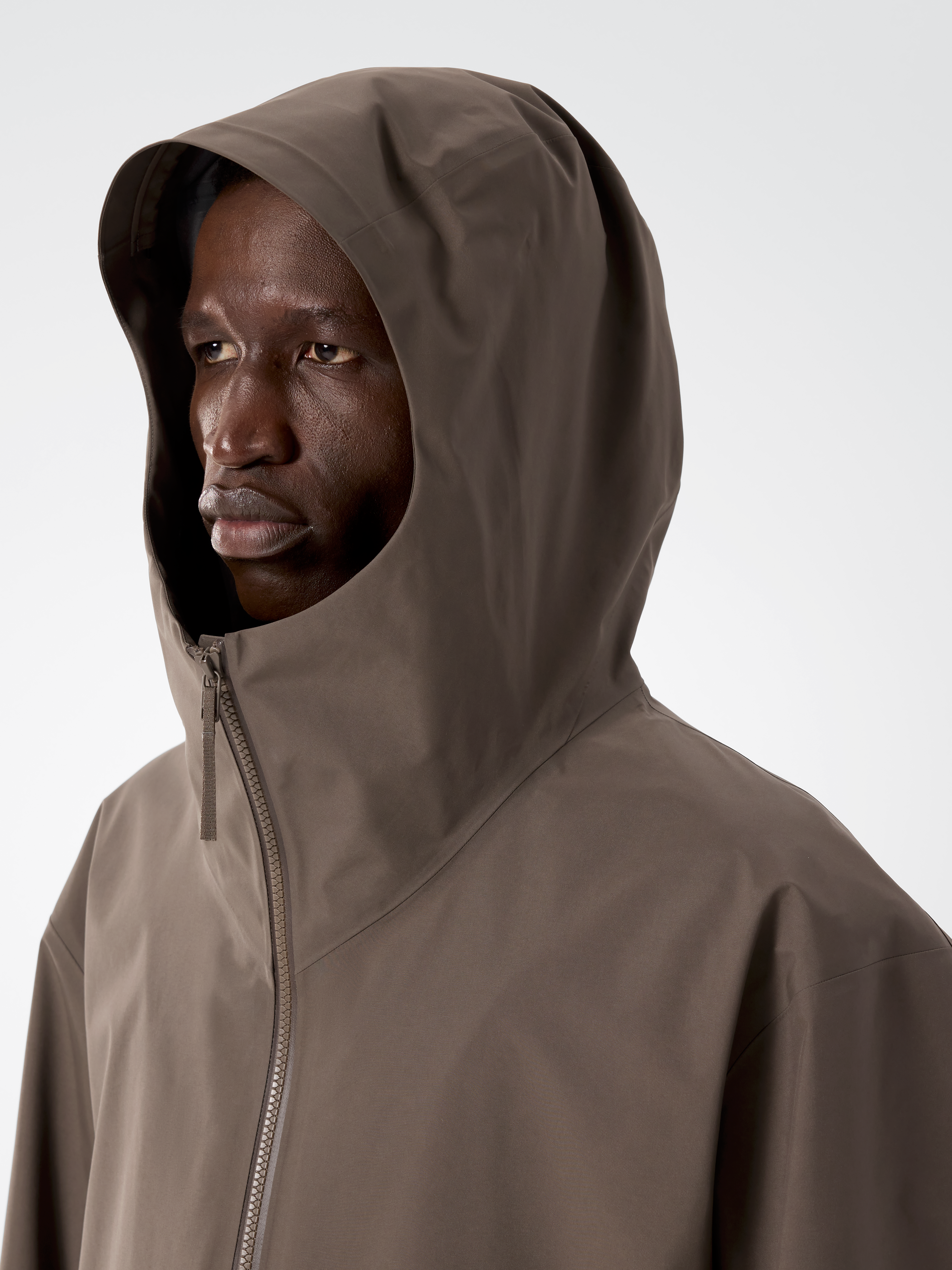 Veilance Men's Jackets & Coats