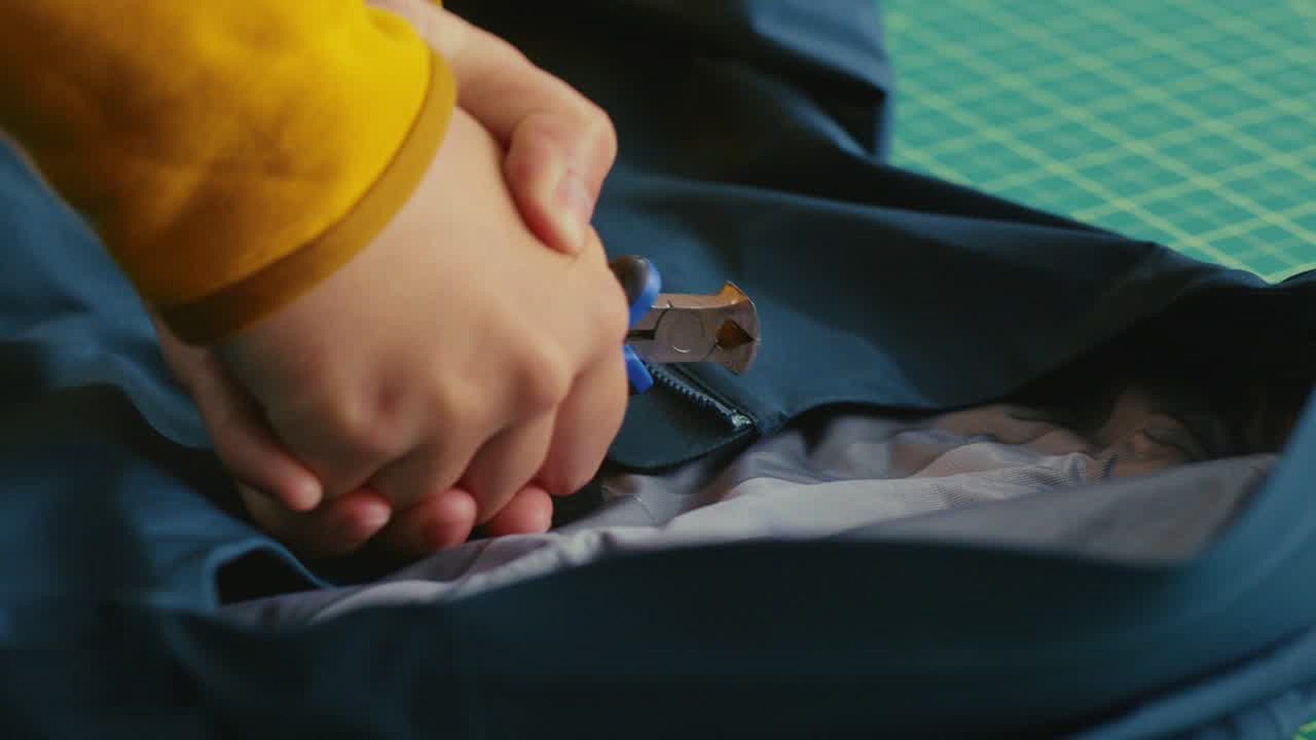 Put the zip back in your zipper (at home)