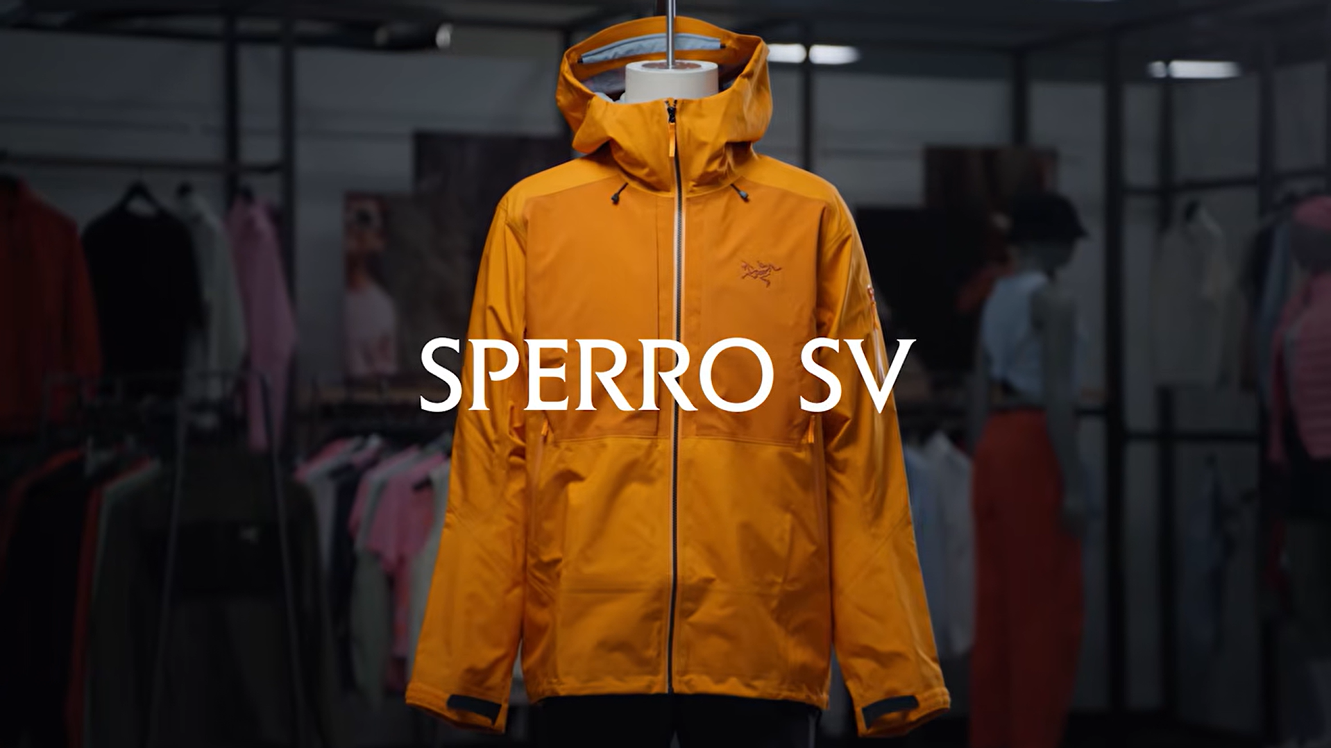 Orange SPERRO SV jacket on a mannequin.