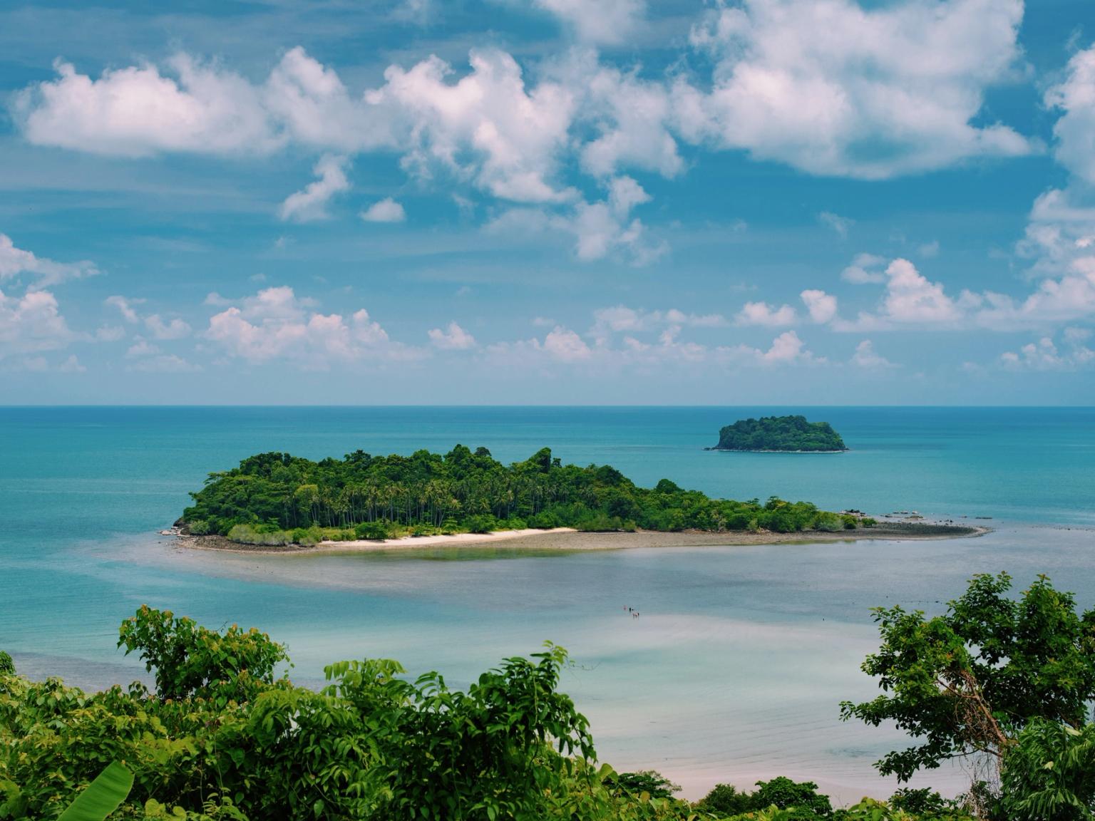 Koh Chang mitt i havet.