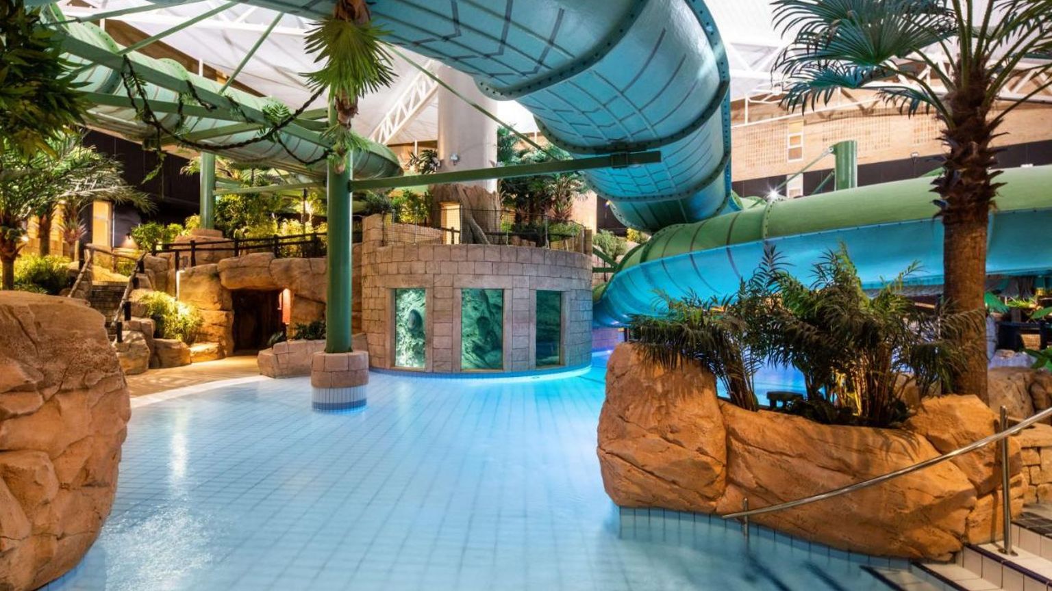 The Reef hotel & resort badland