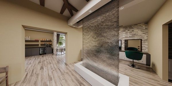 et hotellrom med et fossefall midt i rommet.