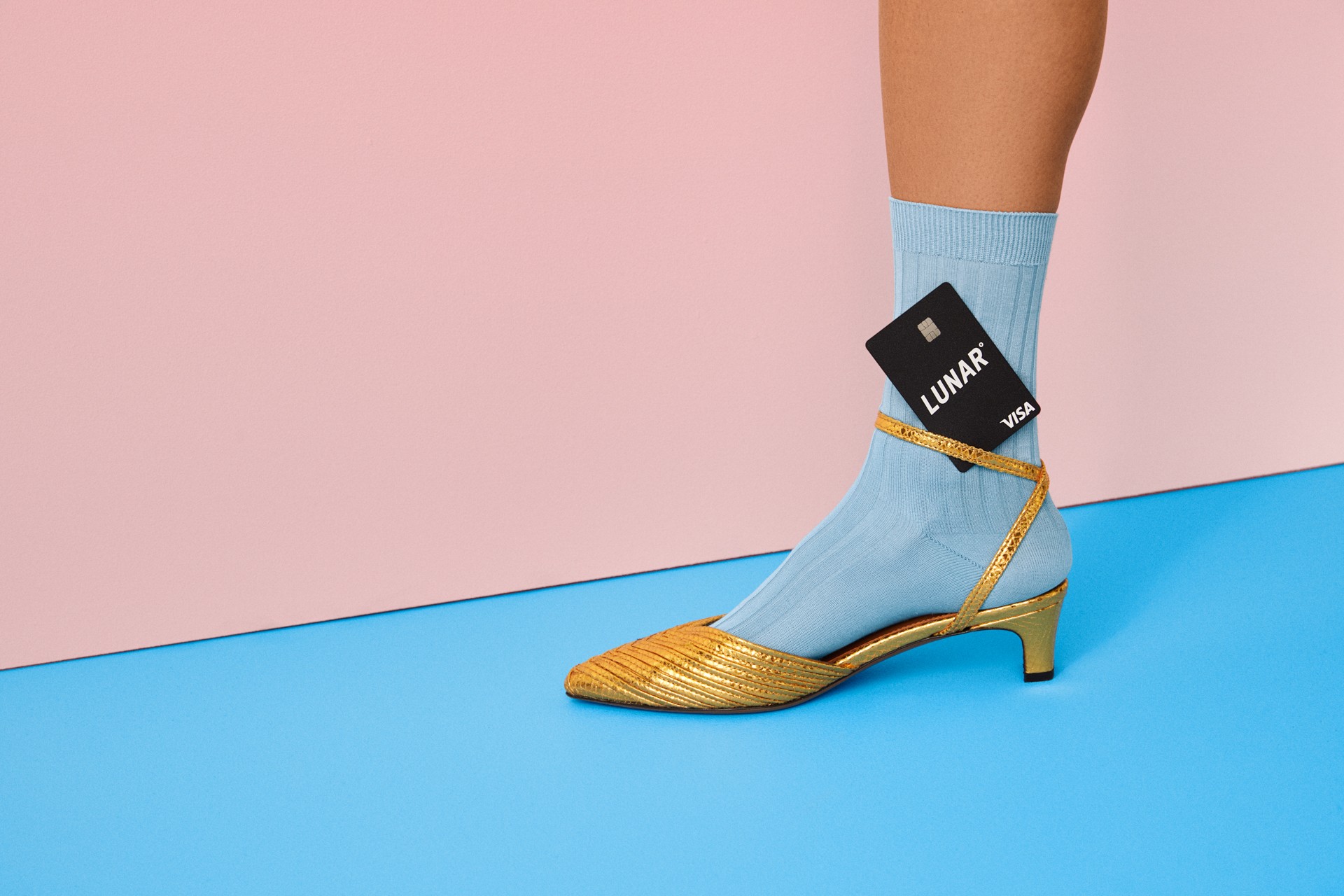 Lunar_Private_Card_Standard_Goldshoe