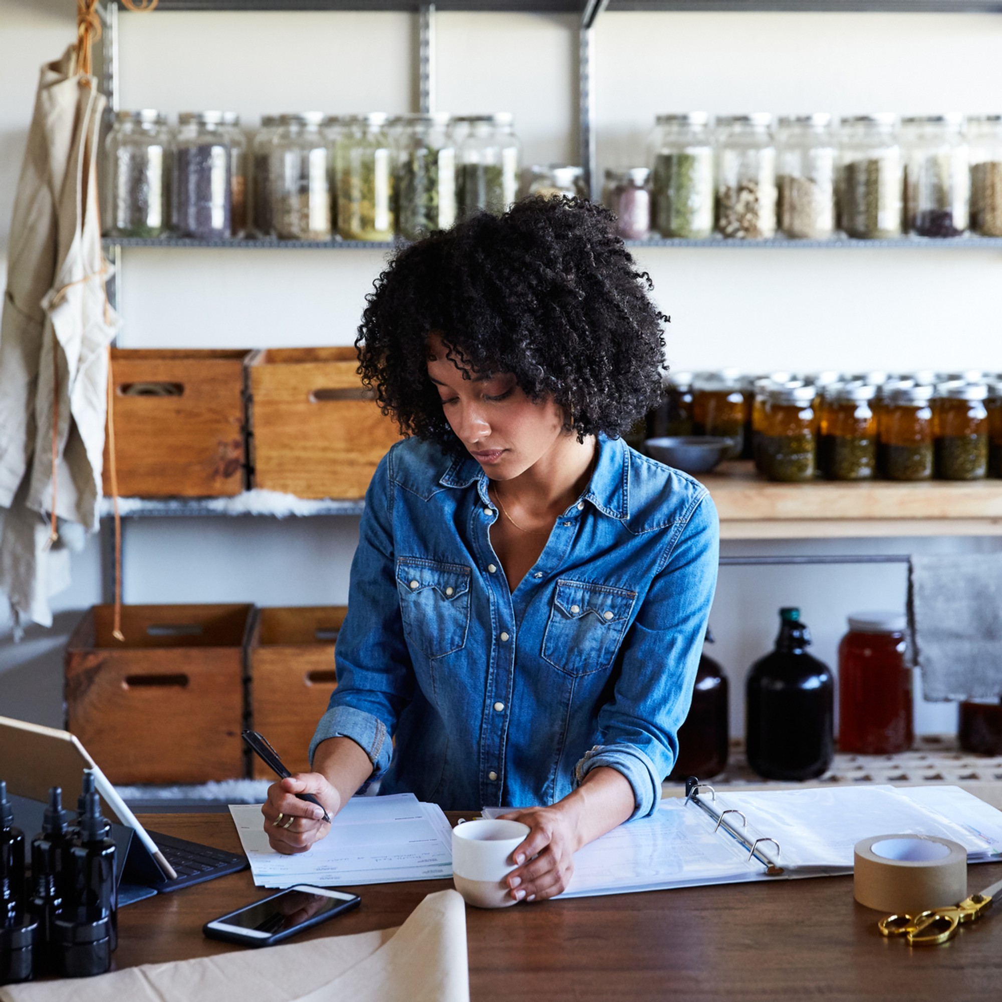 Stocksy_txpf74a465akHj300_Medium_983646