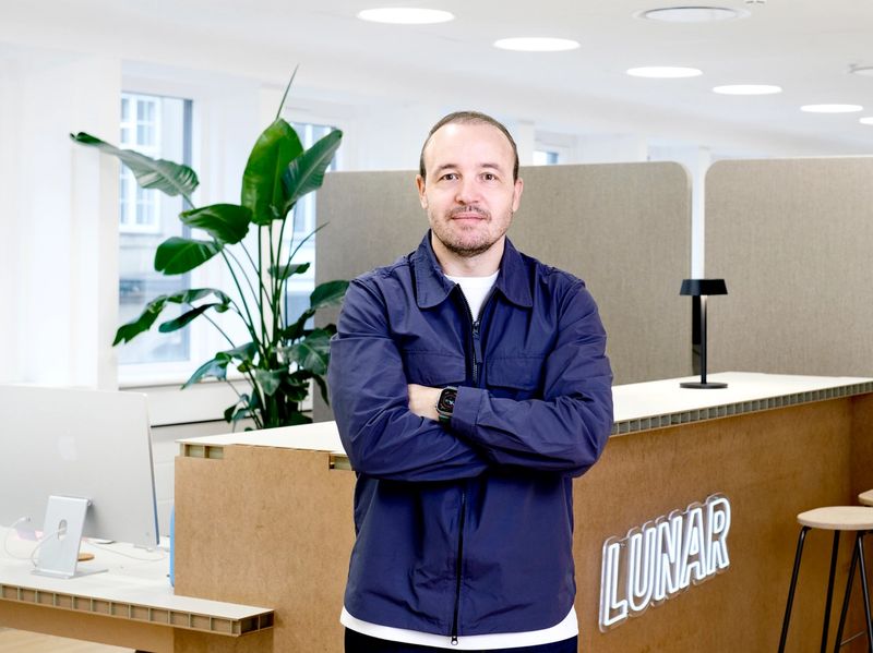 Ken office 231030-Lunar04576-kopi