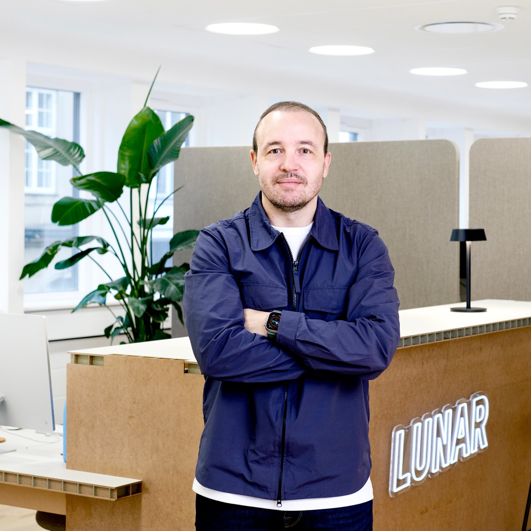 Ken office 231030-Lunar04576-kopi