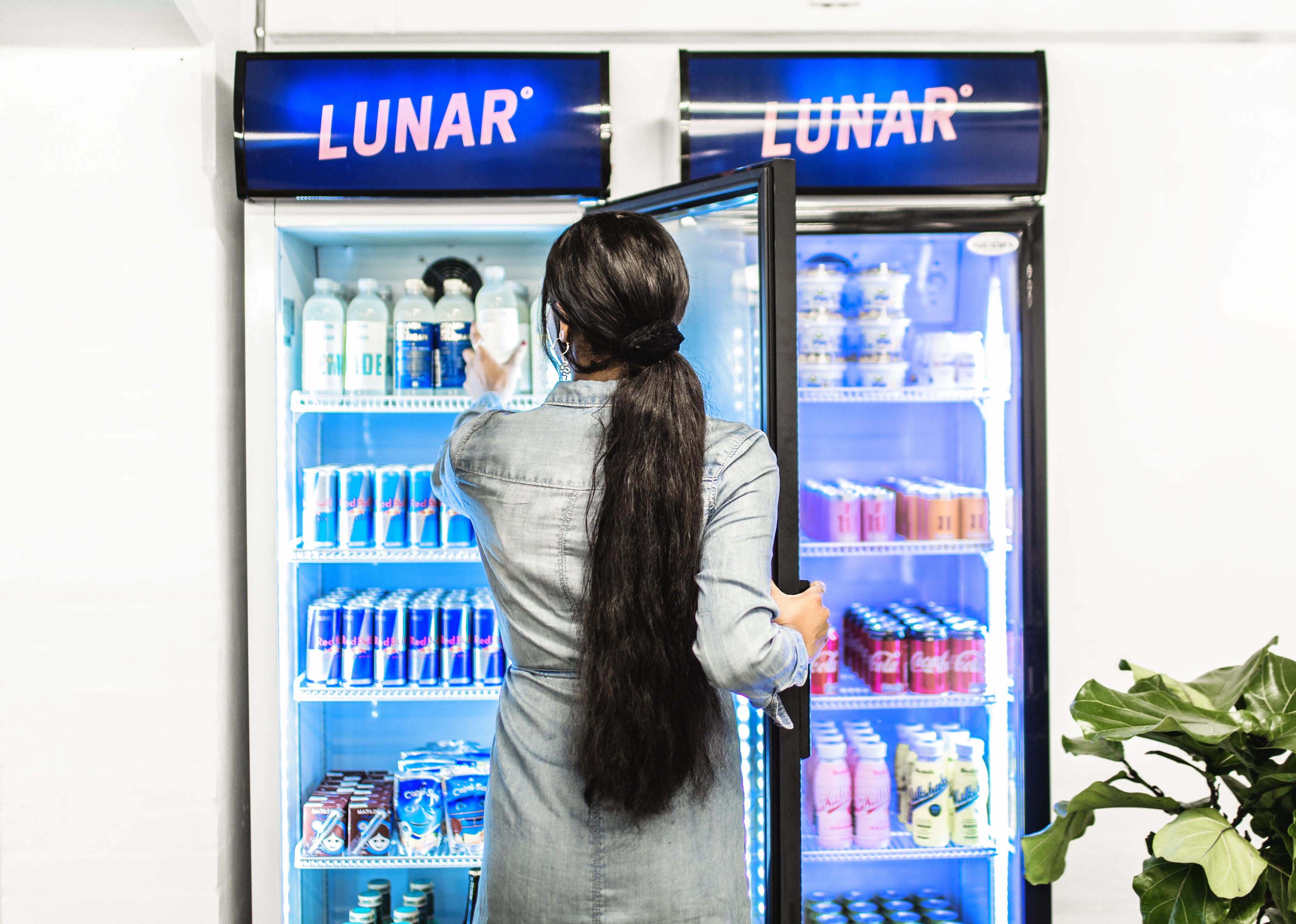 e9dc47da-80a3-42e5-a855-5df3595a050e_Fridge