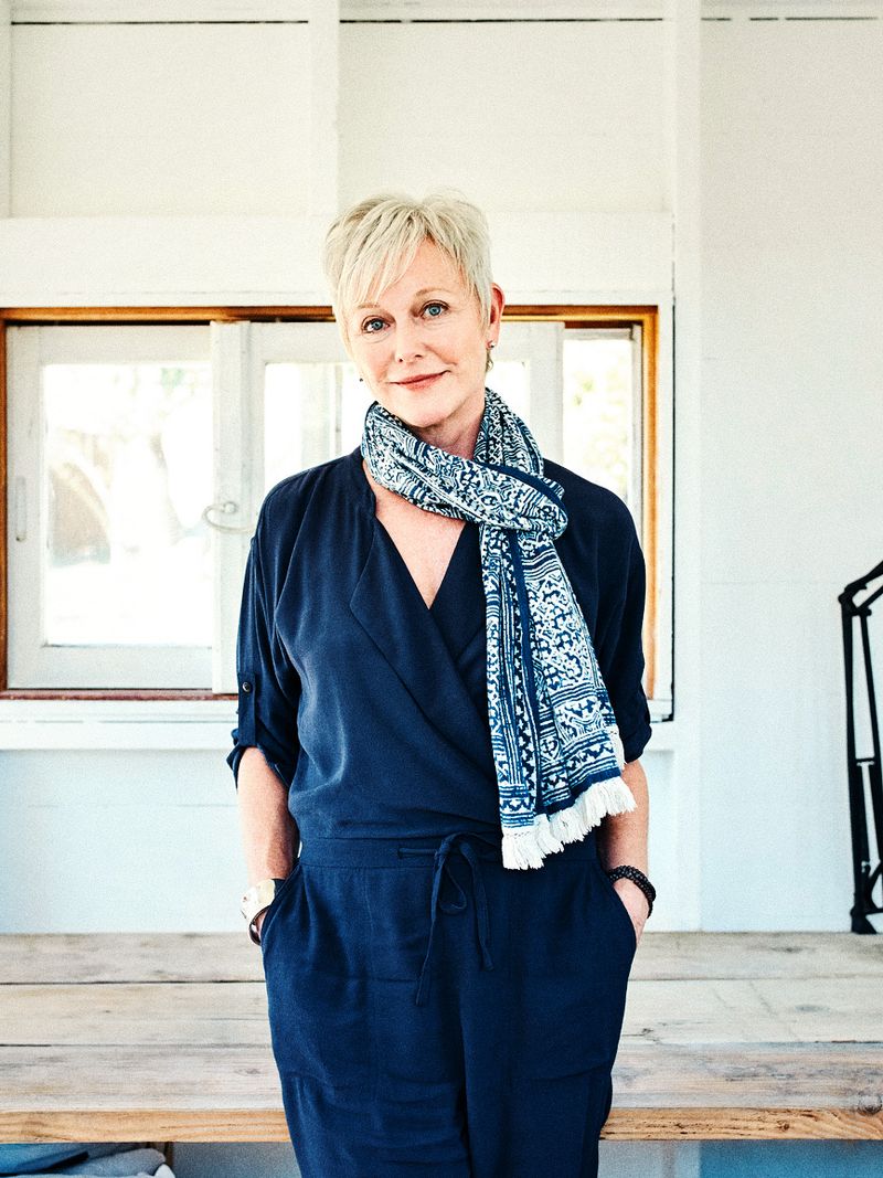 Stocksy_txp30fd4a93Sji300_Medium_1160363_retouched_sRGB