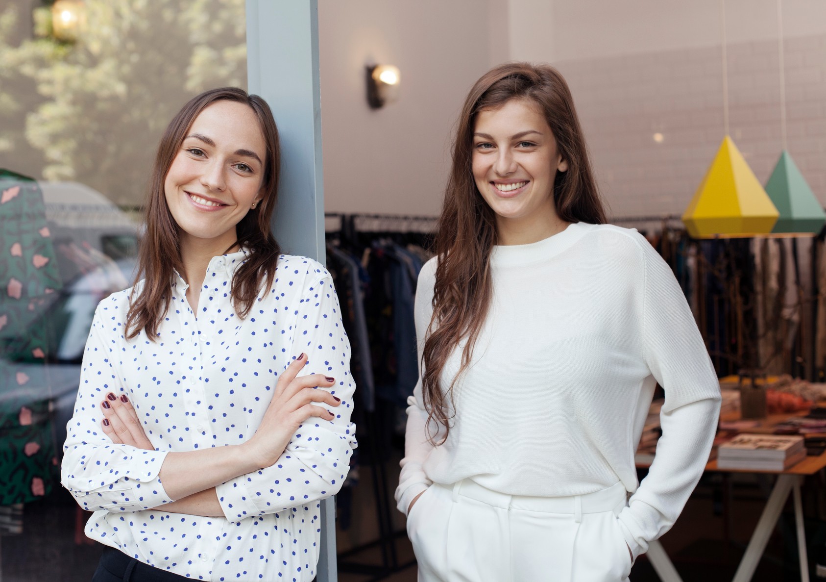 Stocksy_txp30fd4a93Sji300_Medium_1067154