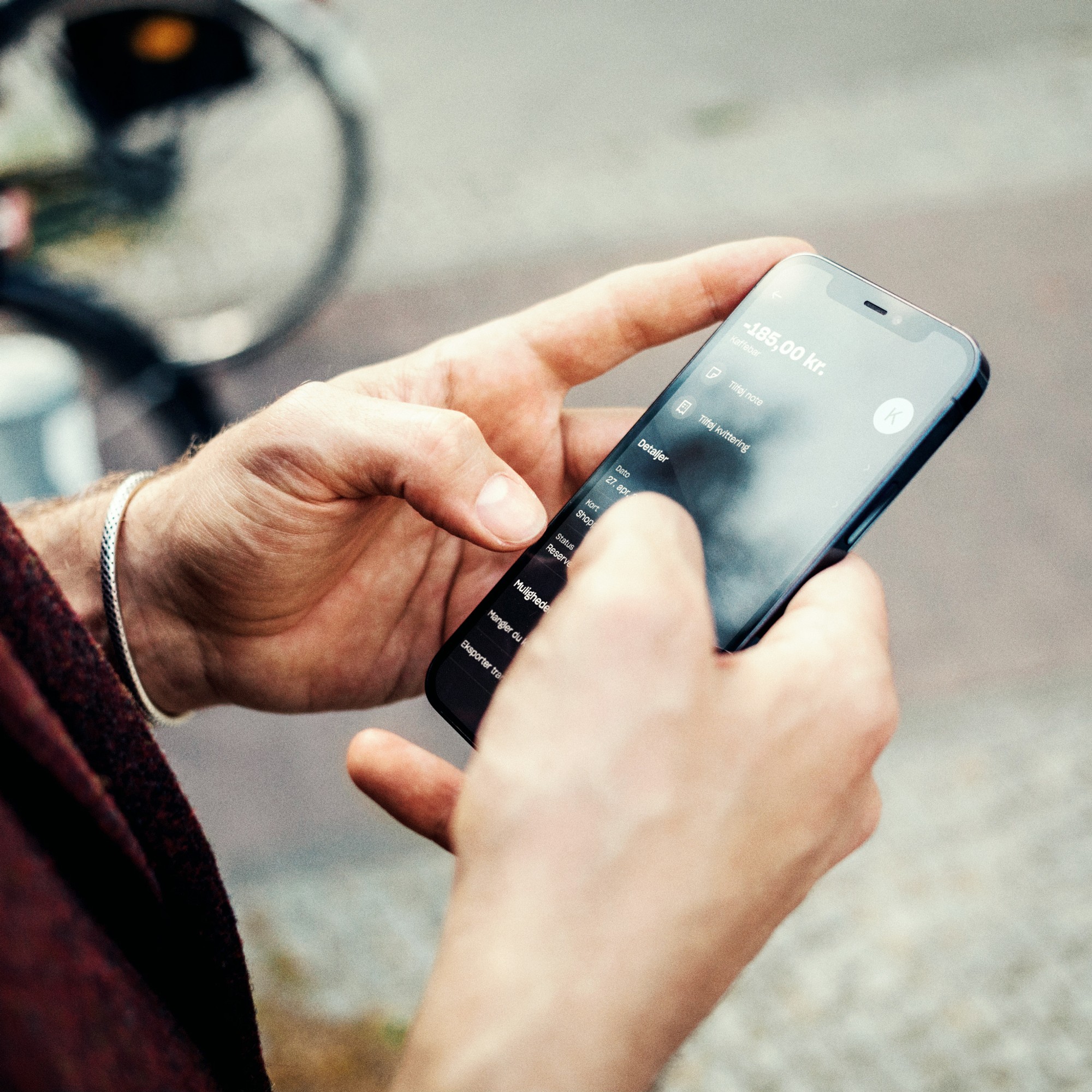 Stocksy_txp1c56b42eXhl300_Large_4723394_retouched_sRGB