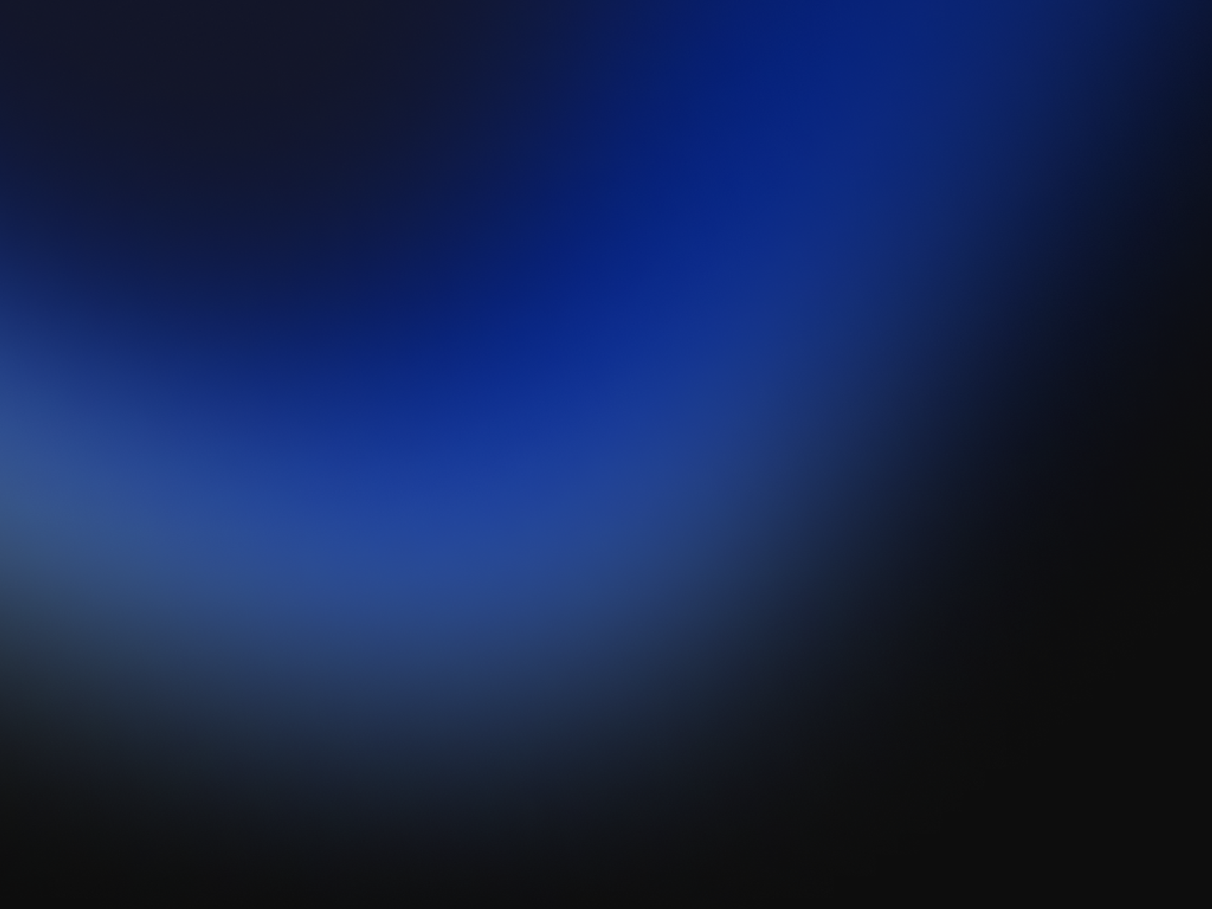 En abstrakt bakgrundsbild med en mjuk gradient som övergår från djupt blått till vänster till svart till höger.