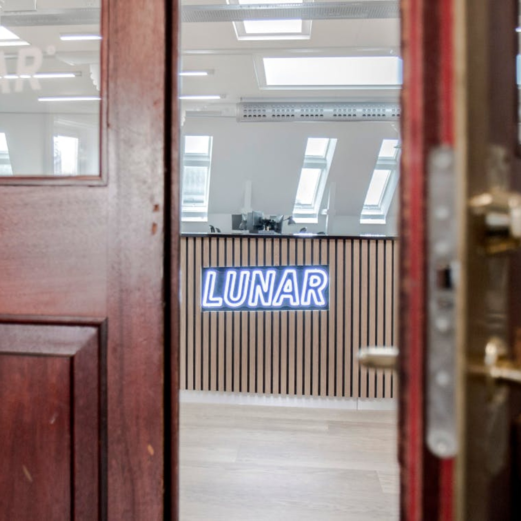 c4562d70-7f9a-455d-98b9-fd0bf3b96040_lunar_environment_office_door