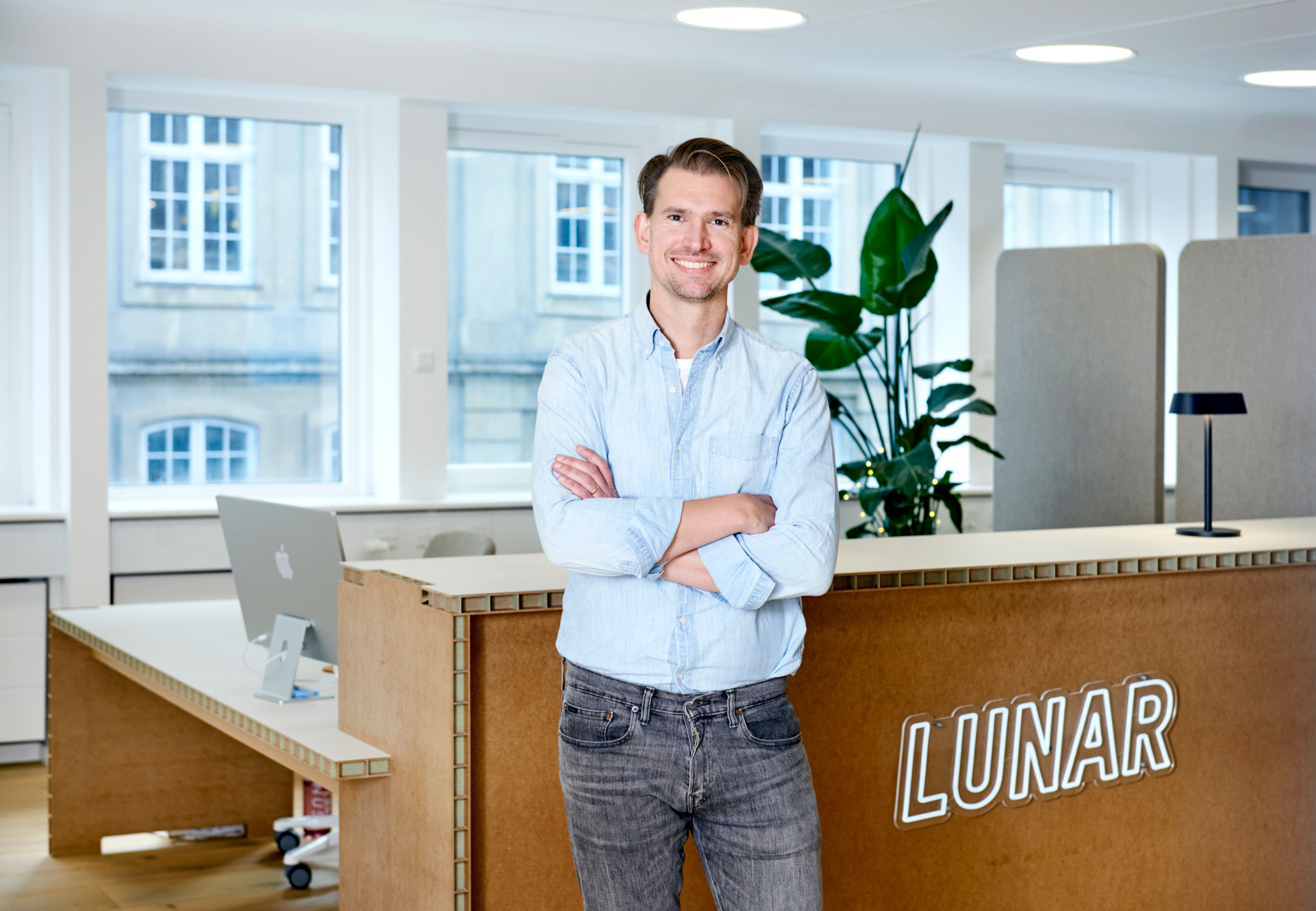 231030-Lunar03802-new