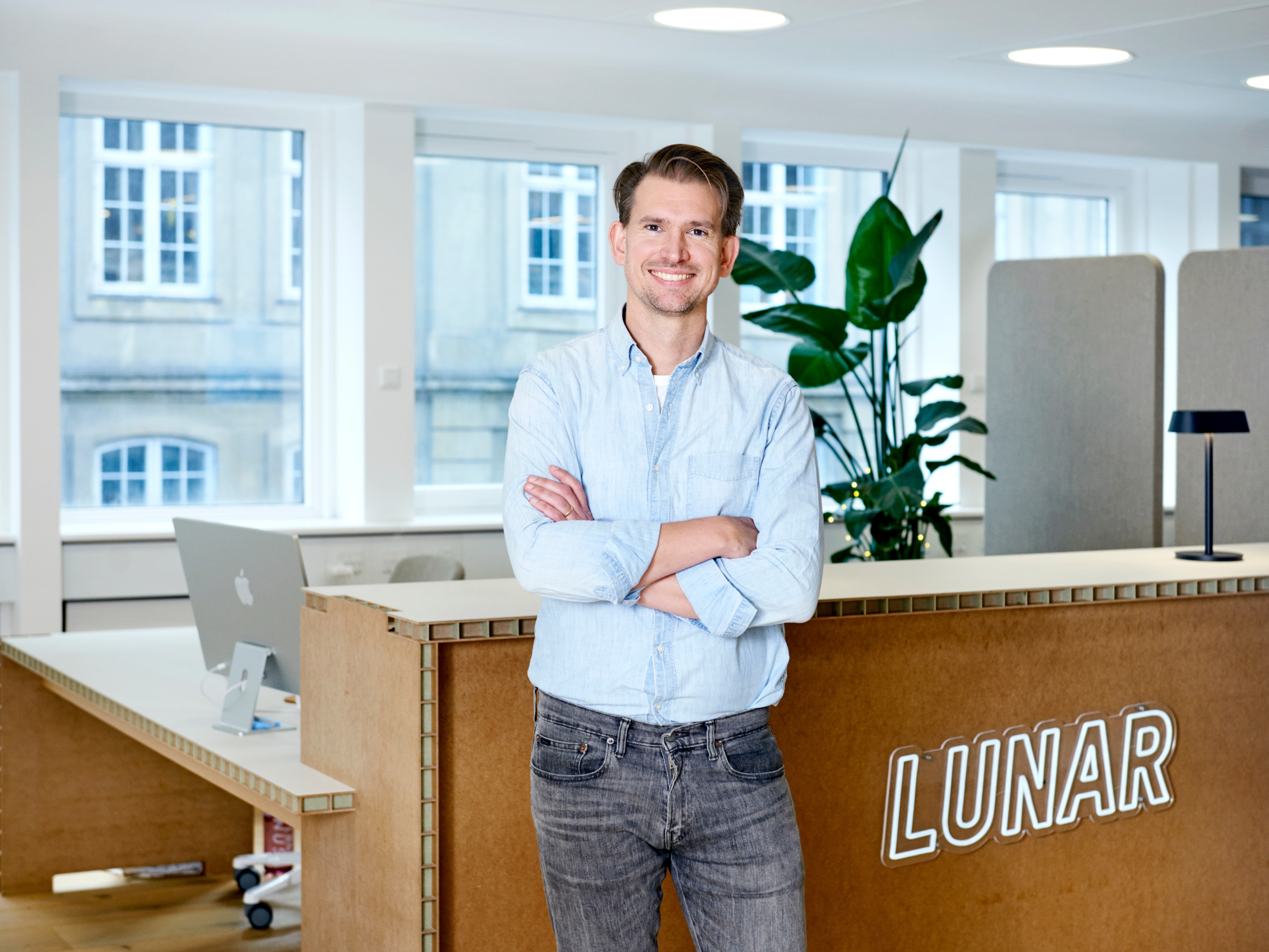 231030-Lunar03802-new