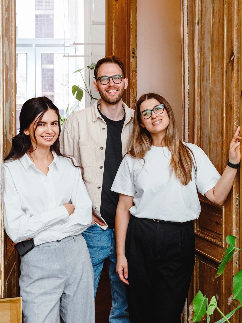 Stocksy_txp5a3f8db8wIk300_Large_5294350_retouched