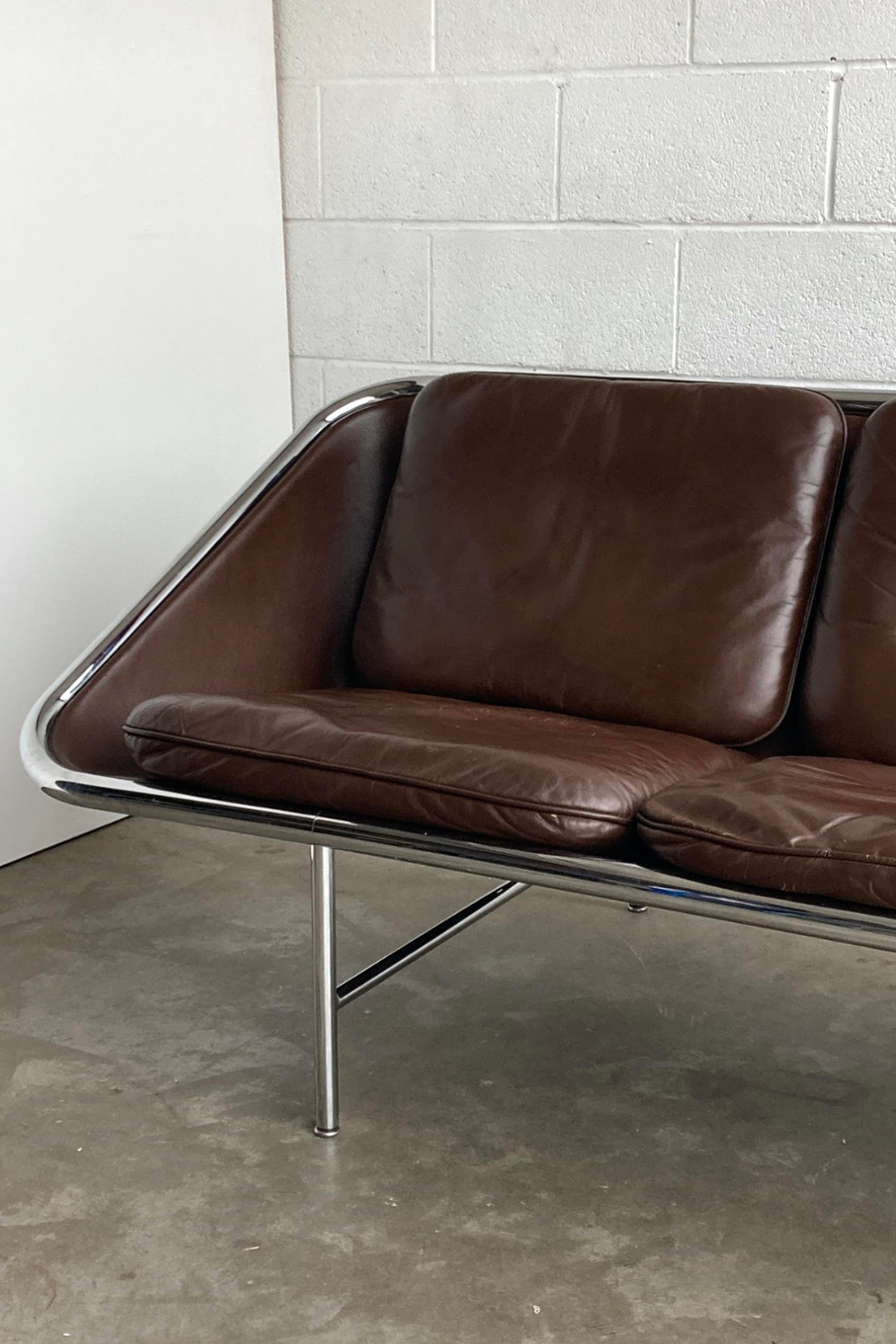 Sling Sofa by George Nelsen