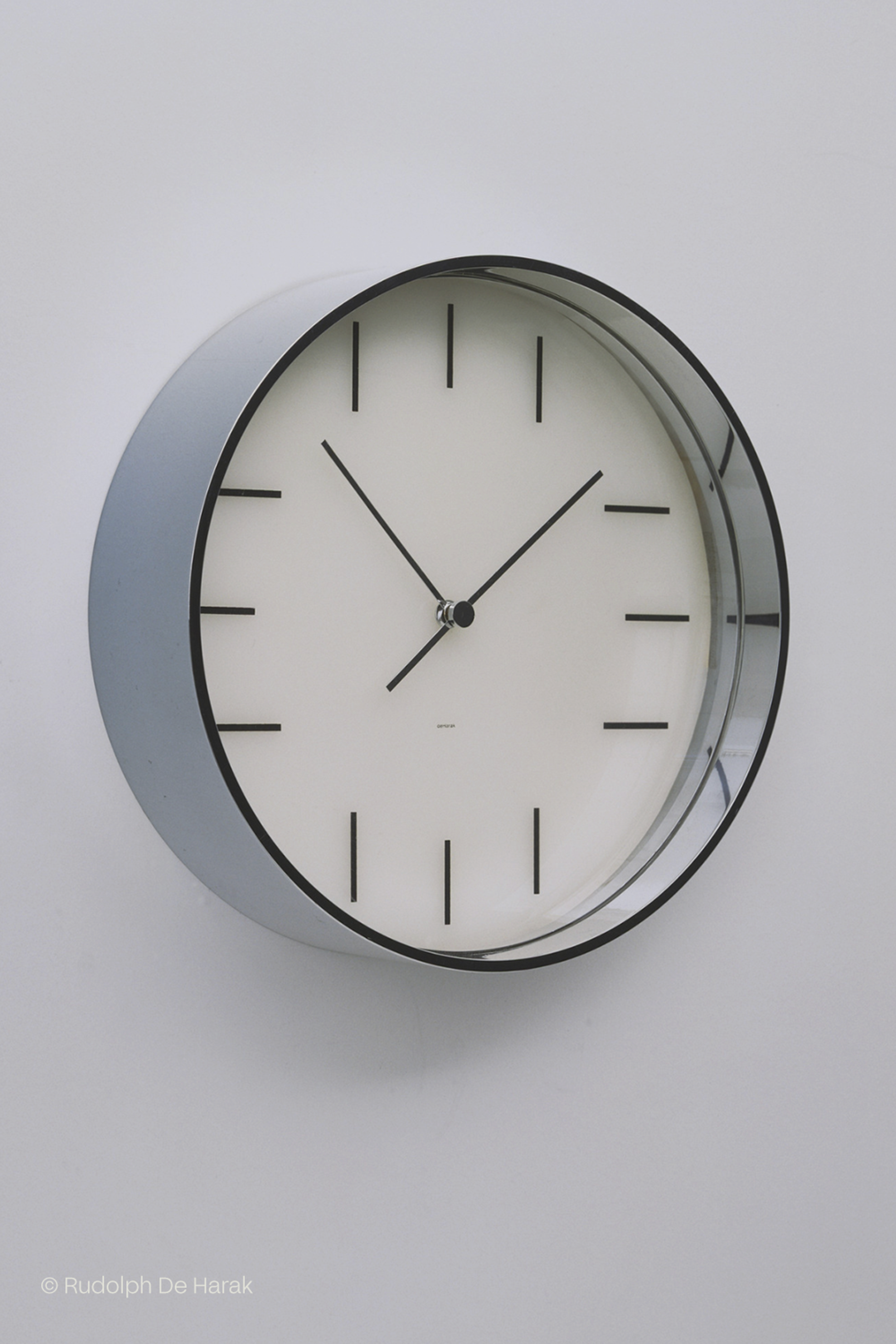 Clock (model 103) by Rudolph De Harak