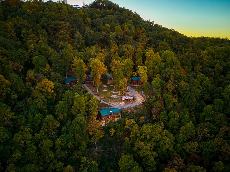 Bluff Mountain Community