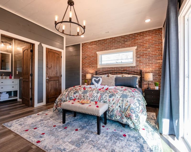 Bedroom of the cabin.