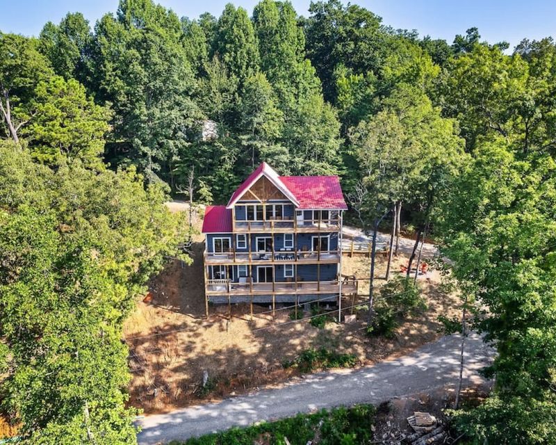 The Mountain Estate