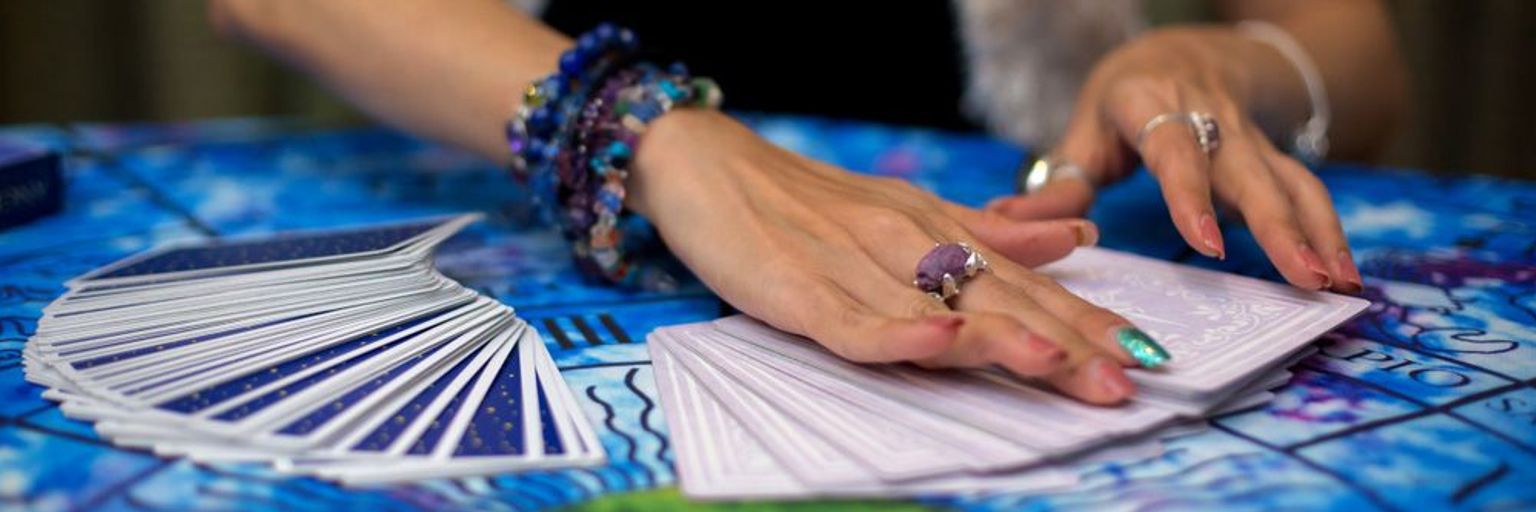 How to Do Tarot Cards