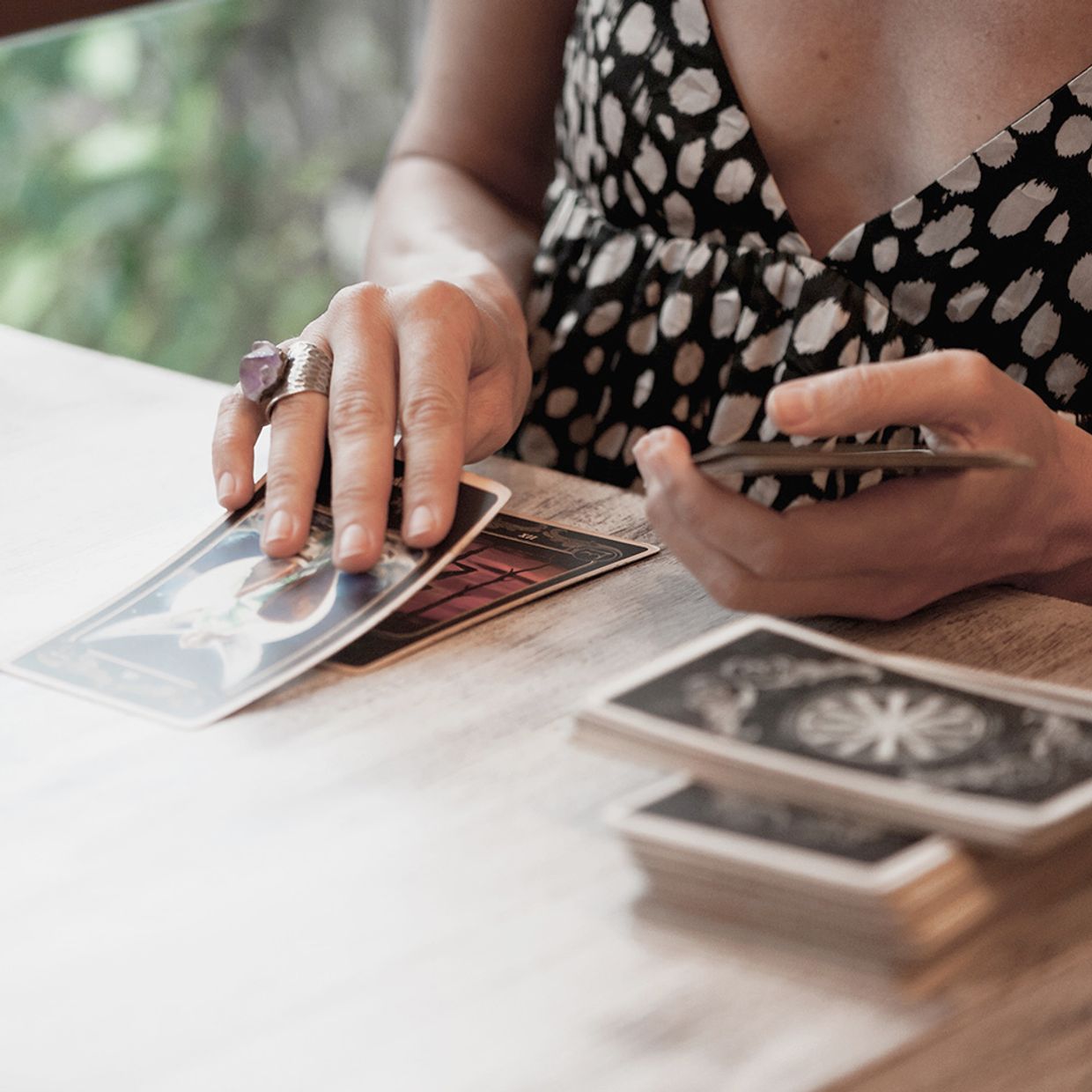 Should You Read Your Own Tarot Cards?