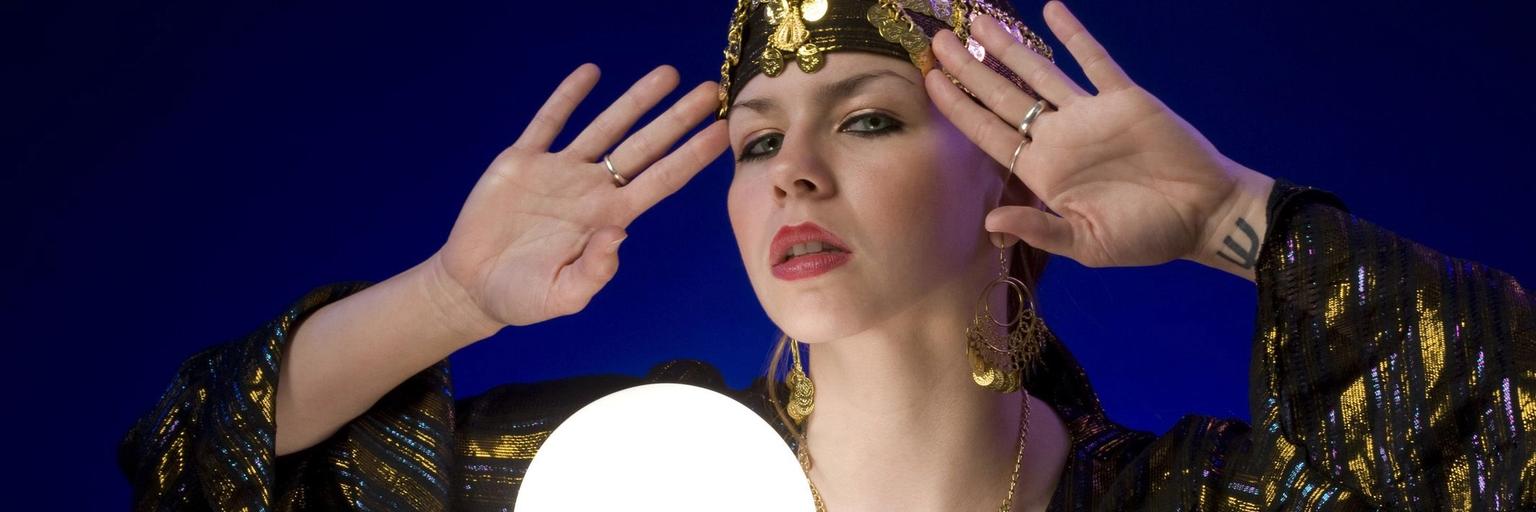 A female psychic reader