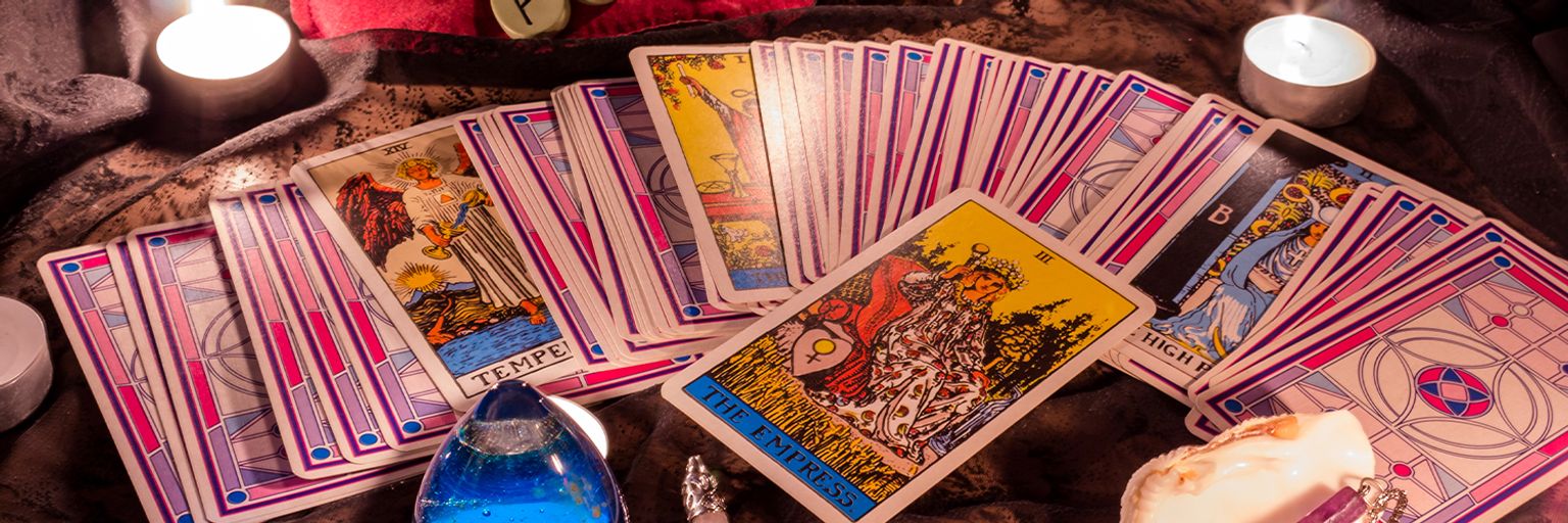Can Anyone Learn How to Read Tarot Cards?
