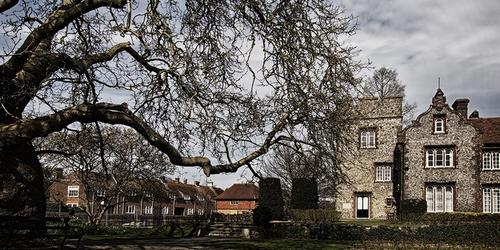 How to Do Ghost Hunting?