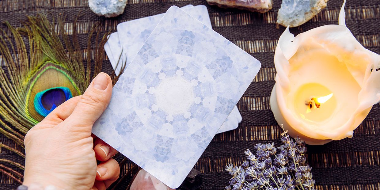 Clairvoyant Reading - Trusted Psychics - Angel card reading.