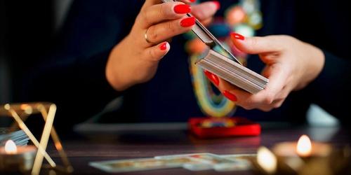 How to Shuffle Tarot Cards