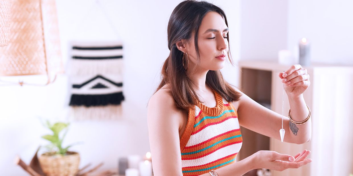 What Questions to Ask in a Love Reading - Pendulum Reading.