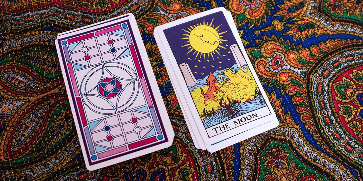 Tarot Cards & Tarot Card Meanings - The Moon