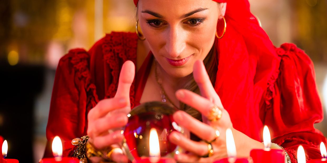 How Do Clairvoyants Work?