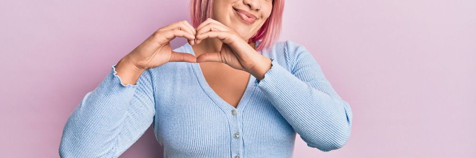 How to Manifest Love Into Your Life