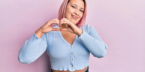 How to Manifest Love Into Your Life