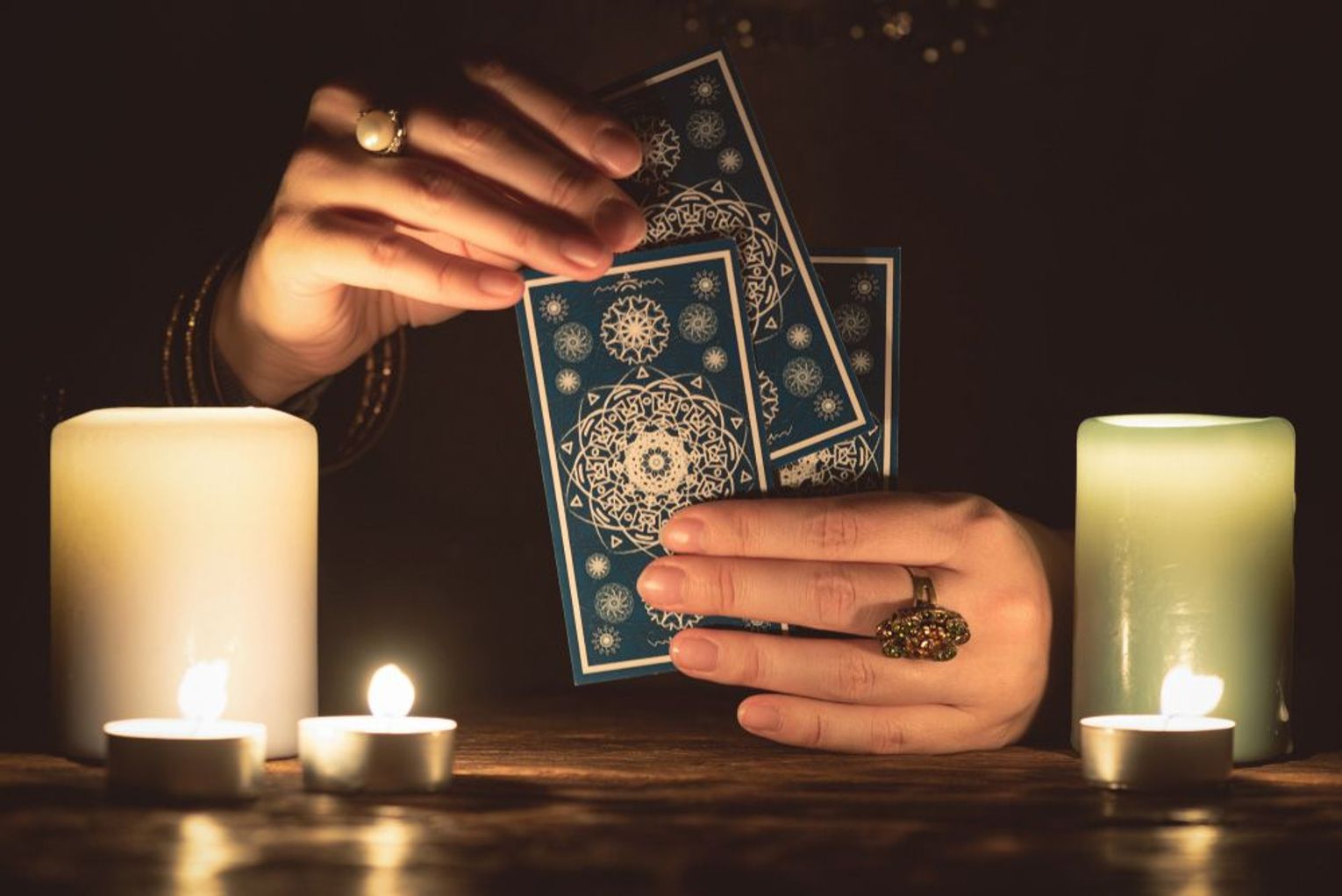 What Is a Tarot Reading?