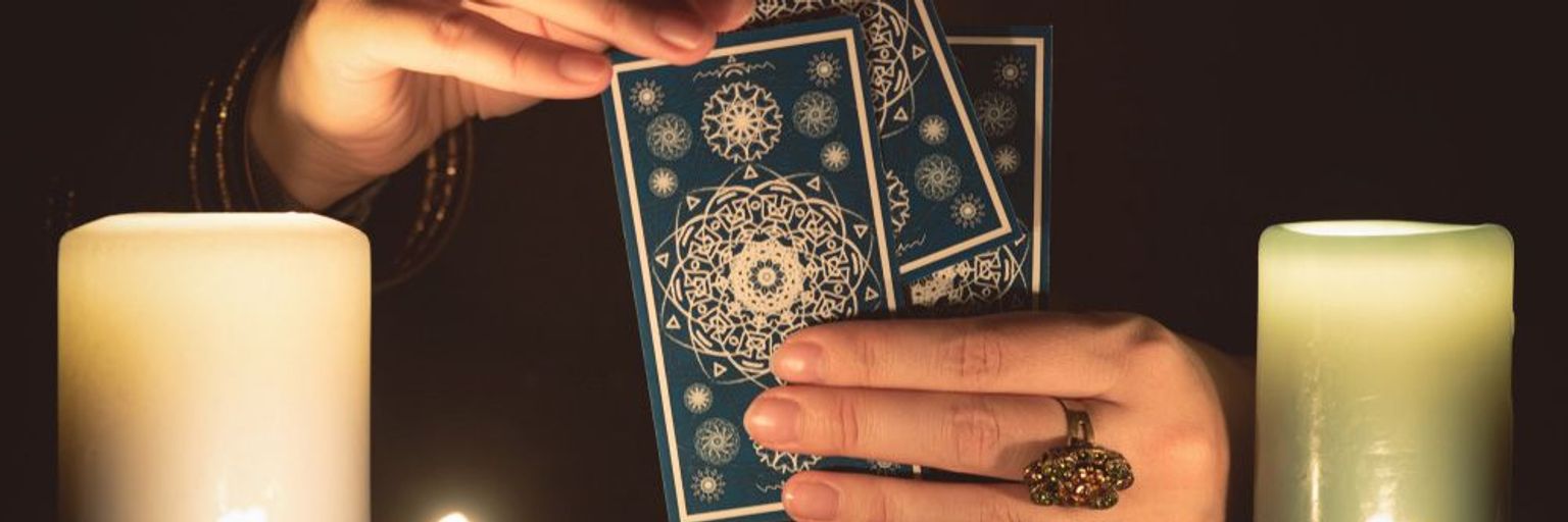 What Is a Tarot Reading?