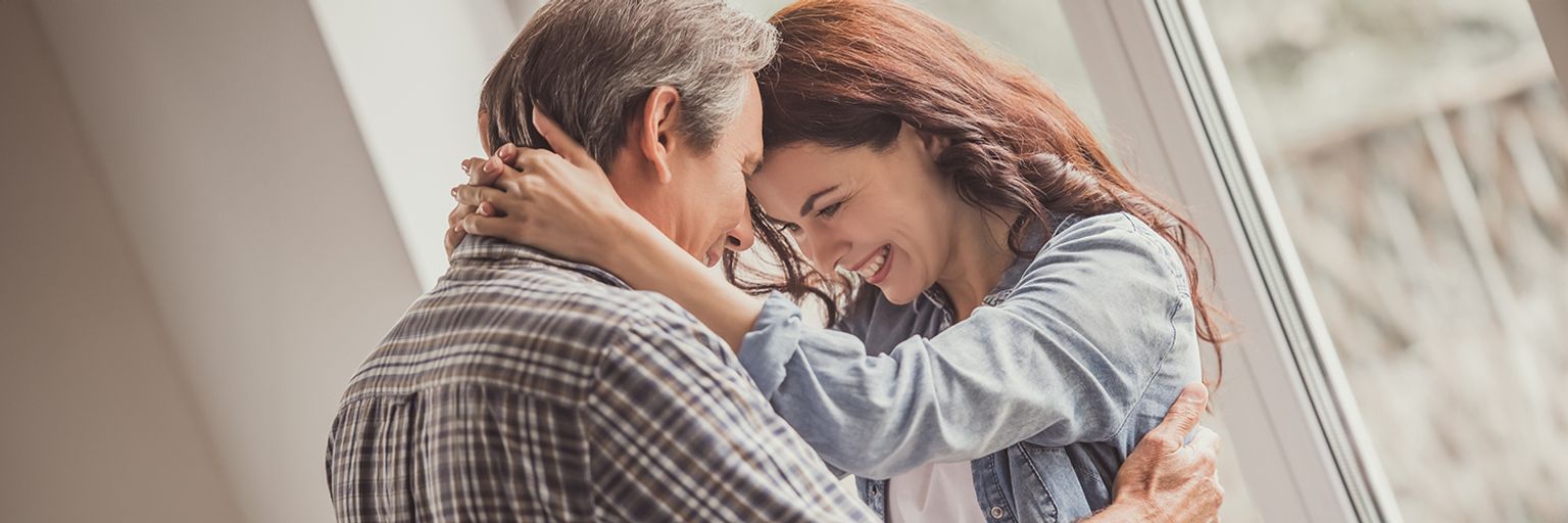 5 Signs That Show She Really Cares About You